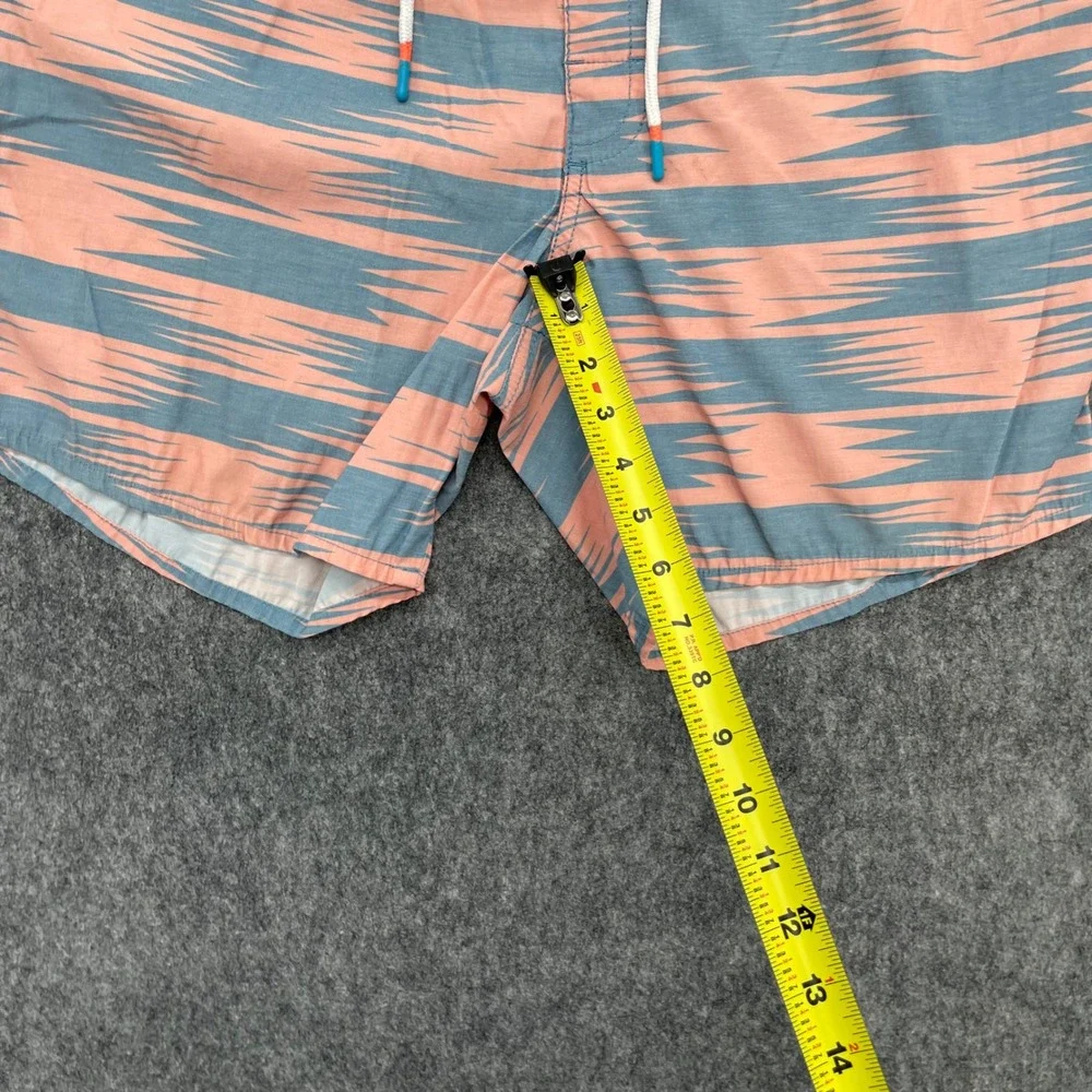 Chubbies Board Shorts Mens 30 Swim Trunks Peach Blue Ikat Pattern Stretch
